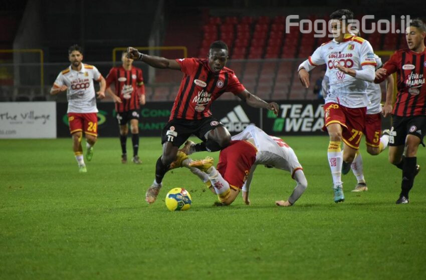  Al Foggia non basta la volontà e l’impegno. 0-0 con la capolista Catanzaro