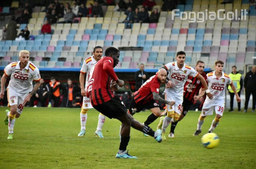  Foggia alle semifinali di Coppa. Battuto il Catanzaro 2-0